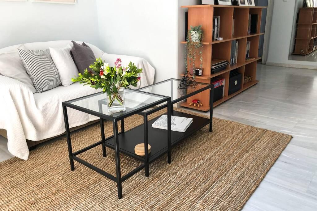 Your Cozy Downtown Home - Apartment 라리사 외부 사진