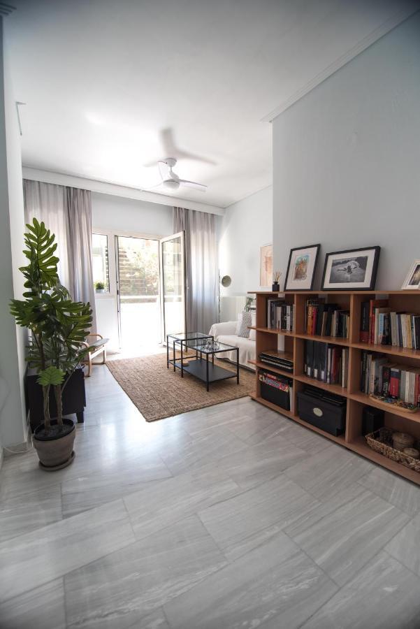Your Cozy Downtown Home - Apartment 라리사 외부 사진